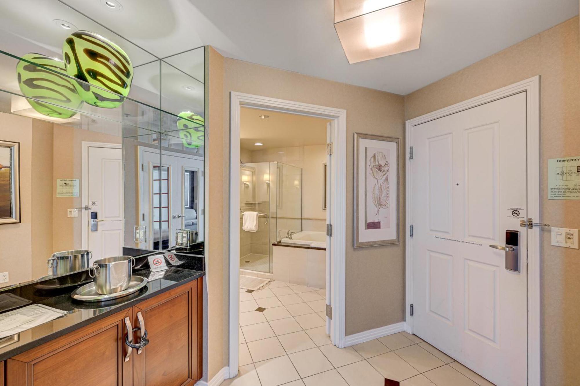 Luxury Studio Mgm Signature, Great Location, Lazy River, No Resort Fees 拉斯维加斯 外观 照片